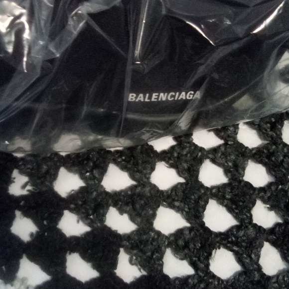 Balenciaga Men's Speed Sneakers, size 9, black in color - Picture 5 of 8